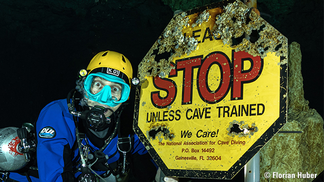 Caves – Labyrinths Under Water